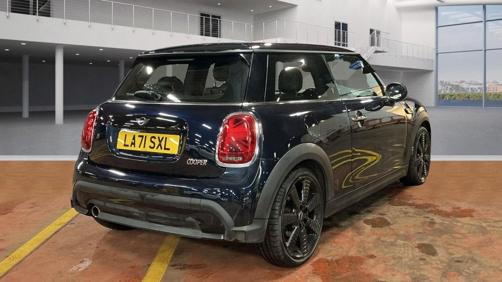 Used MINI Hatch 2022 for sale - 76868141: Photo 4