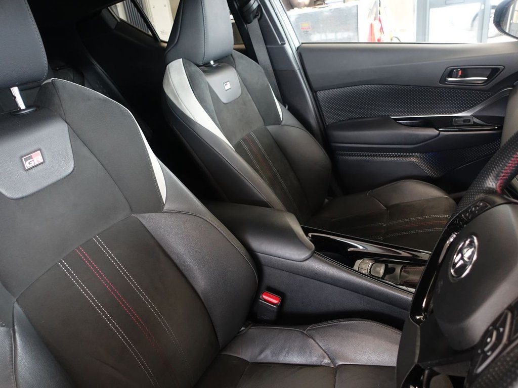 Used Toyota C-HR 2021 for sale - 76210631: Photo 13