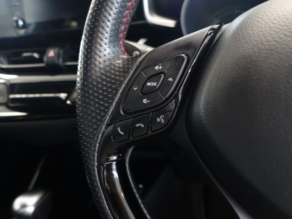 Used Toyota C-HR 2021 for sale - 76210631: Photo 19