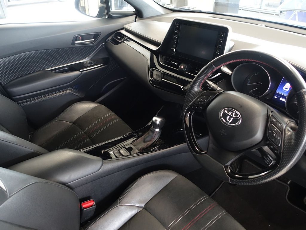 Used Toyota C-HR 2021 for sale - 76210631: Photo 3
