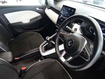Used Renault Clio 2021 for sale - 74904581: Photo