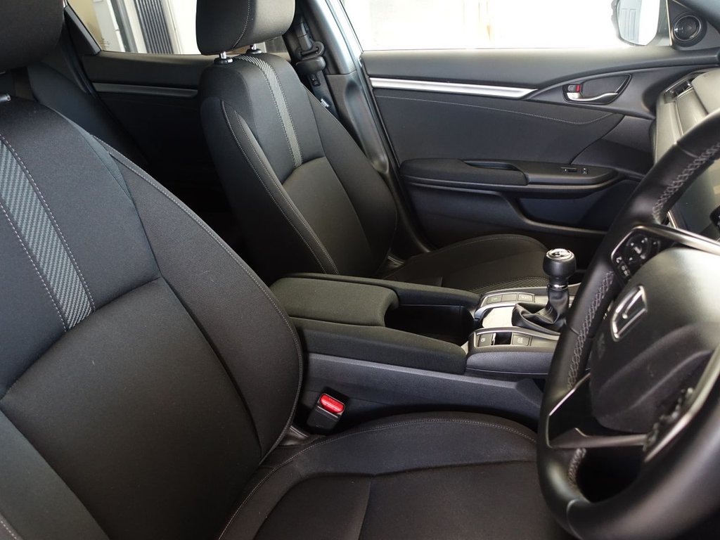 Used Honda Civic 2019 for sale - 75801275: Photo 15