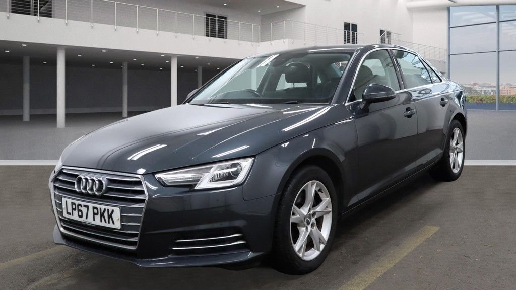 Used Audi A4 2018 for sale - 76345701: Photo 2