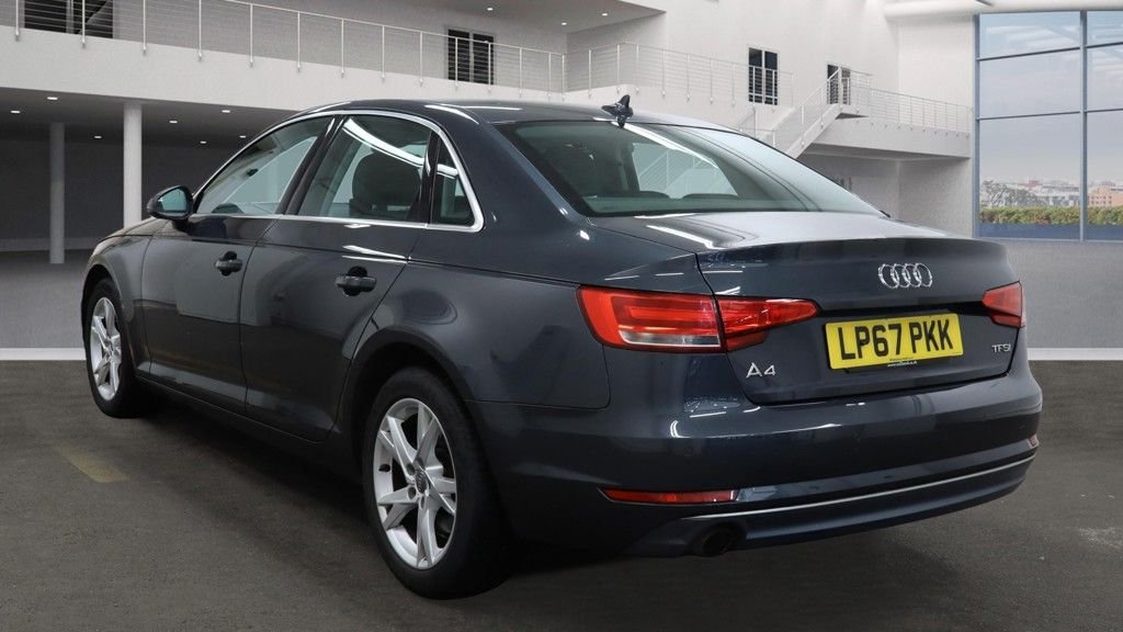 Used Audi A4 2018 for sale - 76345701: Photo 3