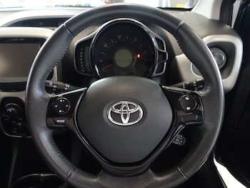 Used Toyota AYGO 2014 for sale - 75573155: Photo