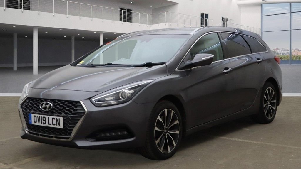 Used Hyundai i40 2019 for sale - 76345575: Photo 2