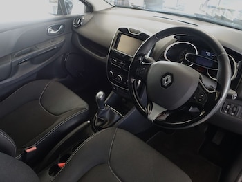 Used Renault Clio 2016 for sale - 75515421: Photo
