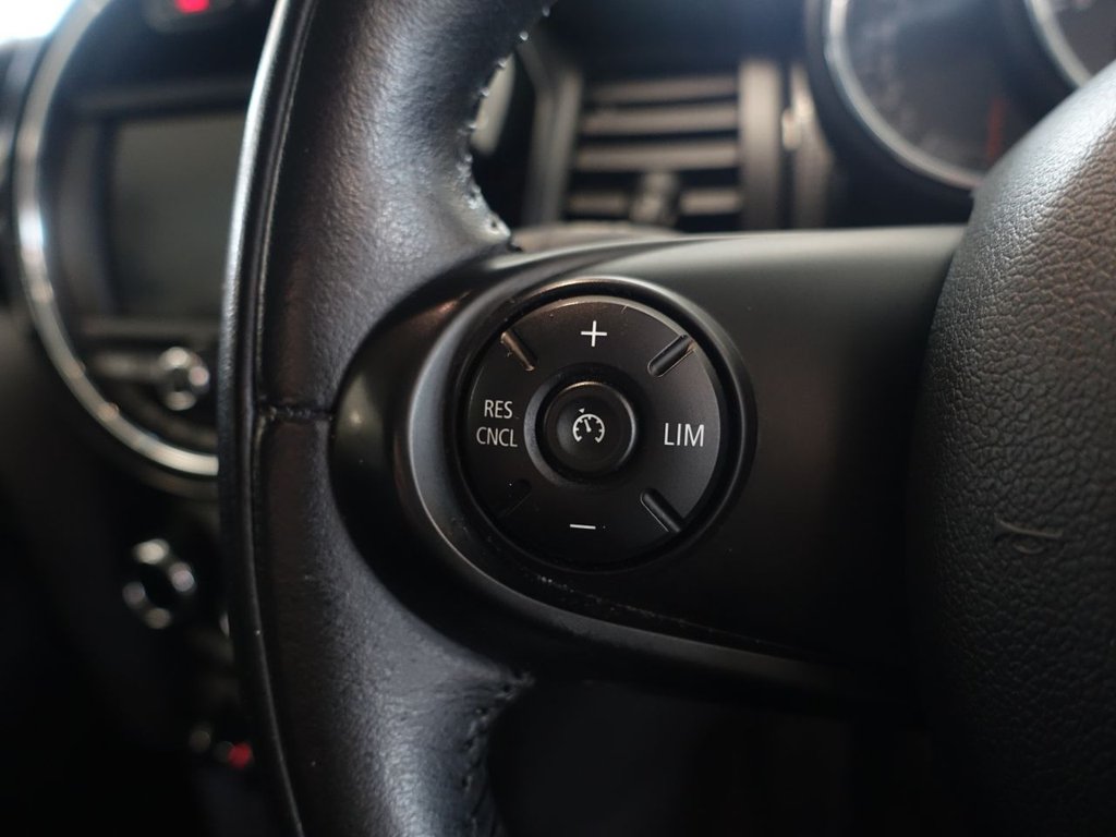 Used MINI Hatch 2018 for sale - 75685264: Photo 19