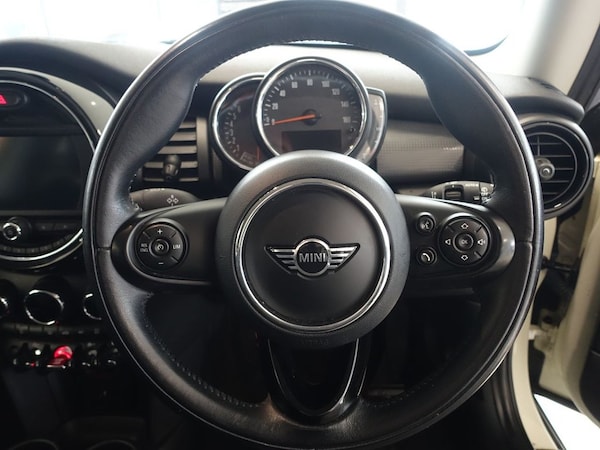 Used MINI Hatch 2018 for sale - 75685264: Photo 4