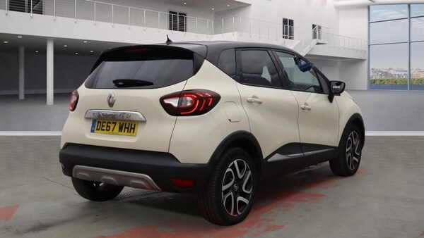 Used Renault Captur 2017 for sale - 76148132: Photo 3
