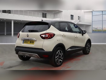 Used Renault Captur 2017 for sale - 76148132: Photo 3