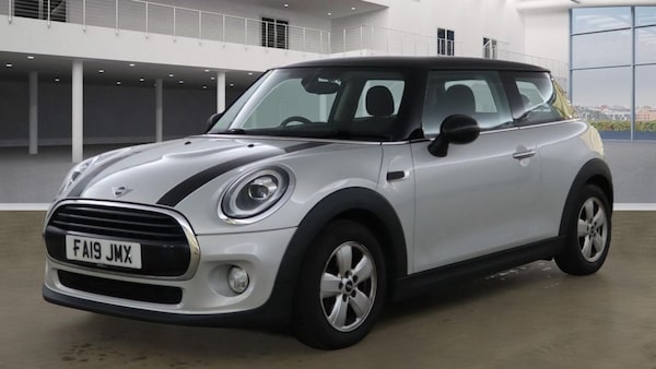 Used MINI Hatch 2019 for sale - 76172925: Photo 2