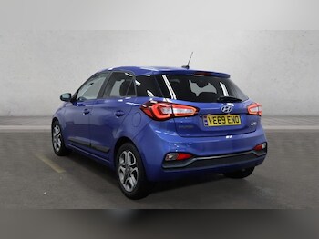 Used Hyundai i20 2020 for sale - 76617497: Photo