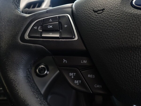 Used Ford Kuga 2017 for sale - 76010304: Photo 22