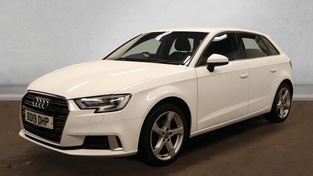 Used Audi A3 2019 for sale - 76686222: Photo 2