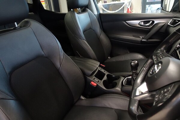 Used Nissan Qashqai 2018 for sale - 76010348: Photo 15