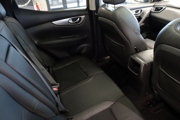 Used Nissan Qashqai 2018 for sale - 76010348: Photo 17