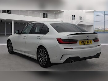 Used BMW 3 Series 2021 for sale - 75704084: Photo