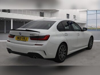 Used BMW 3 Series 2021 for sale - 75704084: Photo