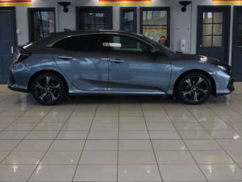 Used Honda Civic 2018 for sale - 74998484: Photo