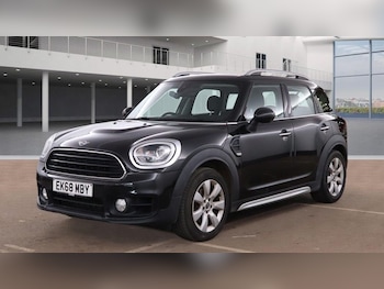 Used MINI Countryman 2018 for sale - 76454734: Photo
