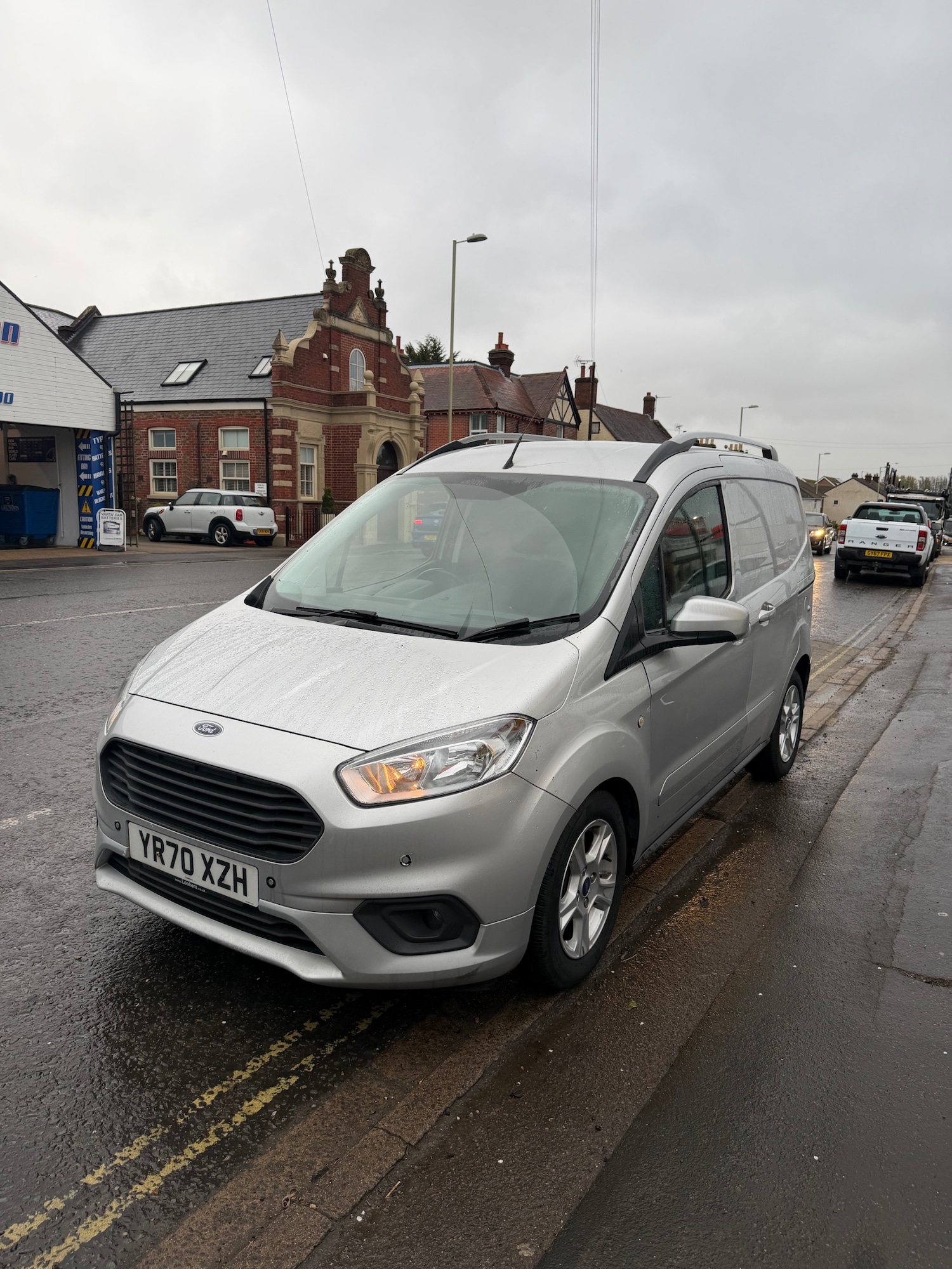 Used Ford Transit Courier 2020 for sale - 78062372: Photo 2