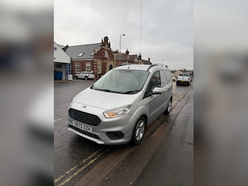 Used Ford Transit Courier 2020 for sale - 78062372: Photo