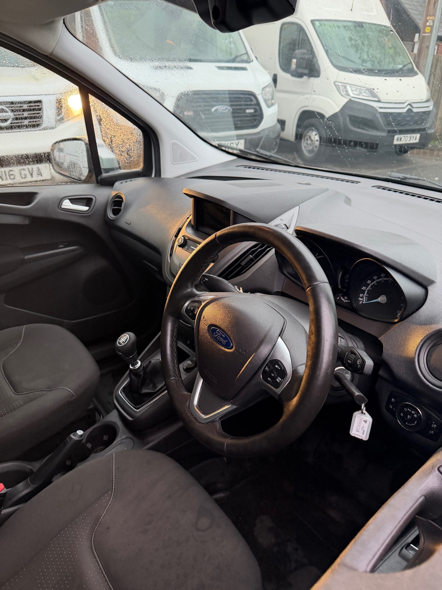 Used Ford Transit Courier 2020 for sale - 78062372: Photo 9