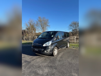 Used Ford Tourneo Custom undefined for sale - 77104545: Photo