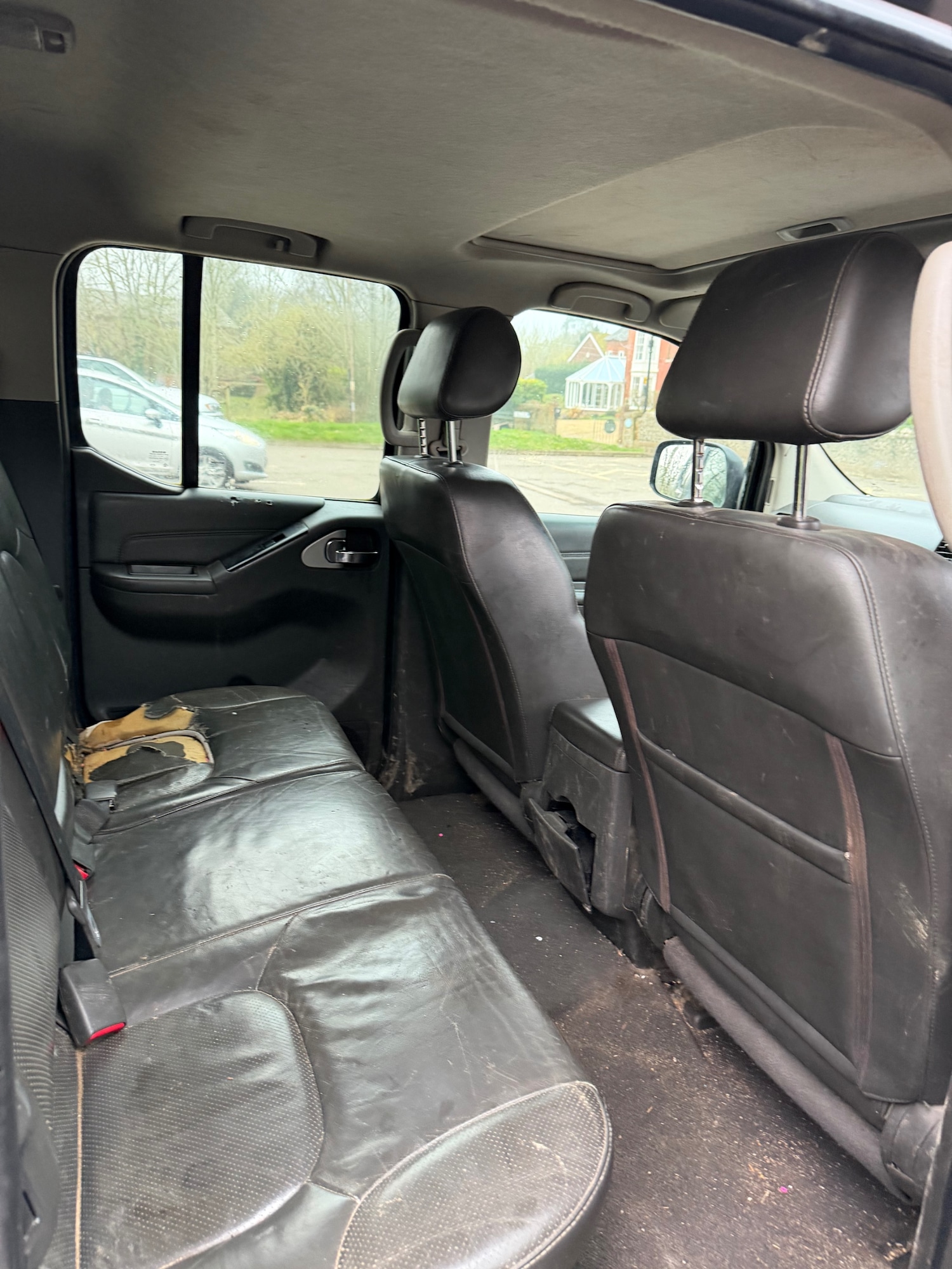 Used Nissan Navara 2011 for sale - 77814947: Photo 10