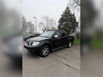 Used Nissan Navara 2011 for sale - 77814947: Photo