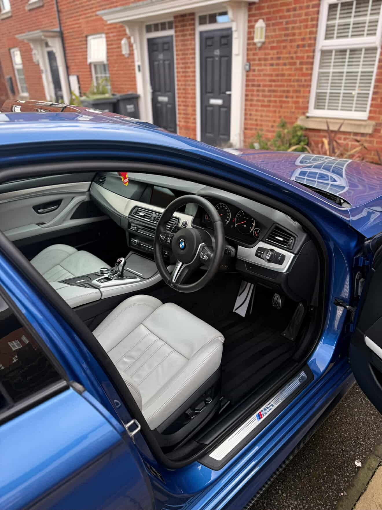 Used BMW M5 2012 for sale - 77816908: Photo 3