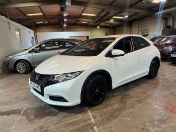 2015 (64) - 1.6 i-DTEC S 5dr