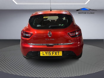 Used Renault Clio 2015 for sale - 76120499: Photo