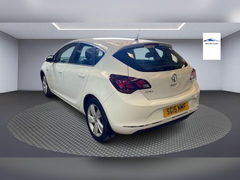 Used Vauxhall Astra 2015 for sale - 75637105: Photo