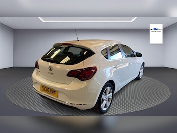 Used Vauxhall Astra 2015 for sale - 75637105: Photo