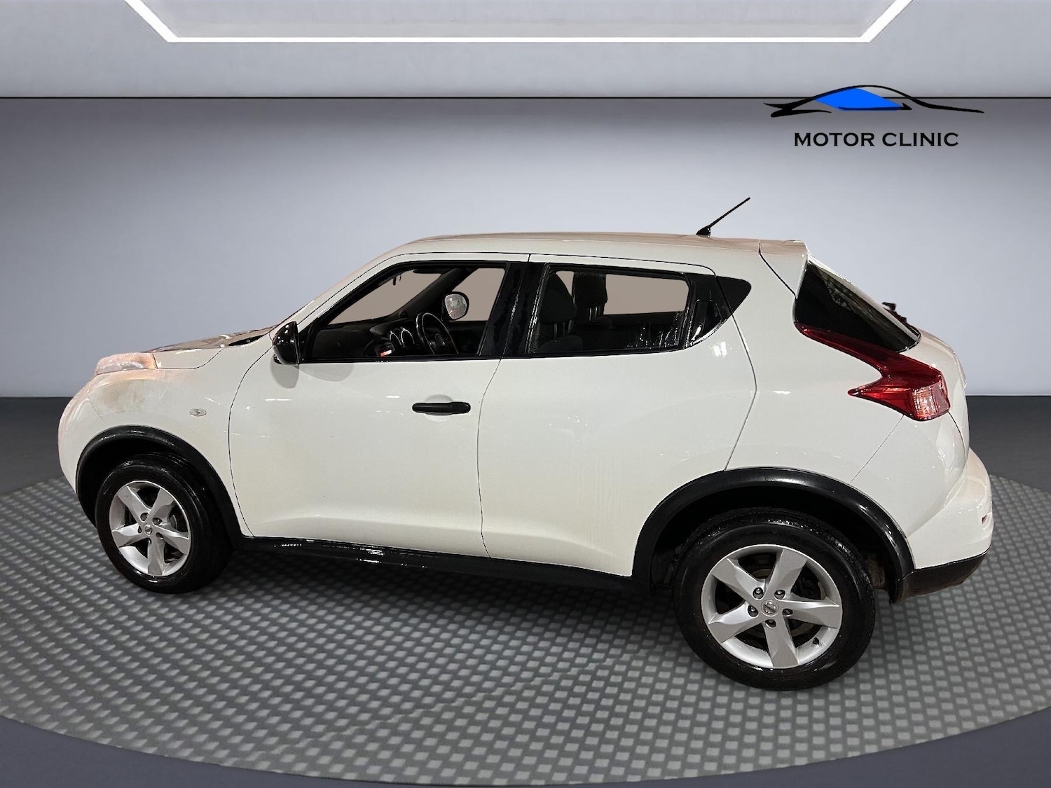 Used Nissan Juke 2011 for sale - 76713471: Photo 2