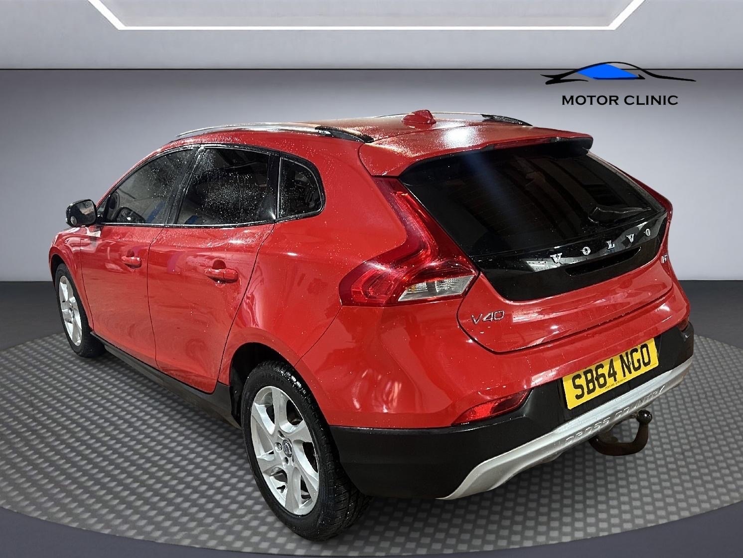 Used Volvo V40 2015 for sale - 77112945: Photo 4