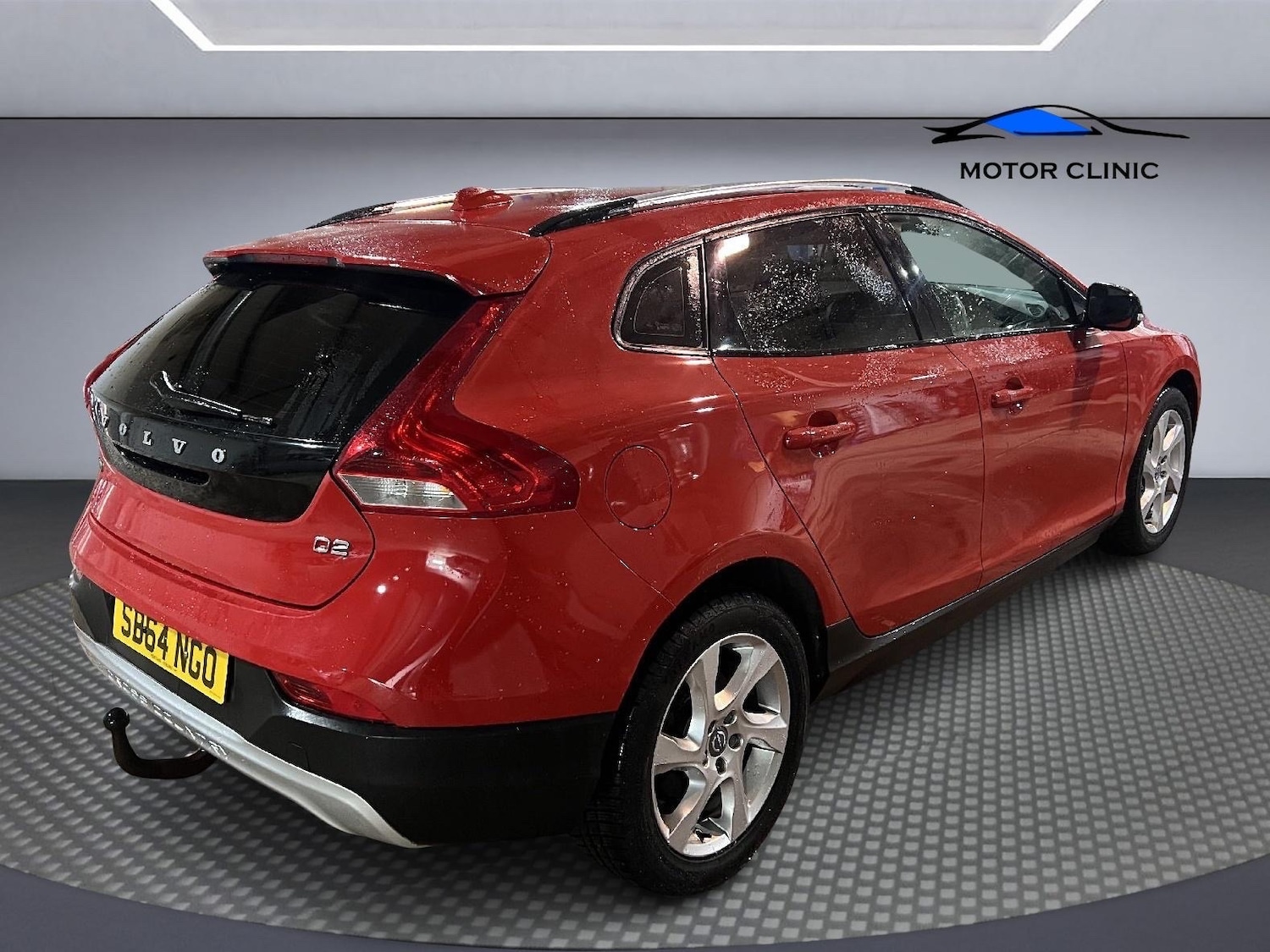 Used Volvo V40 2015 for sale - 77112945: Photo 6