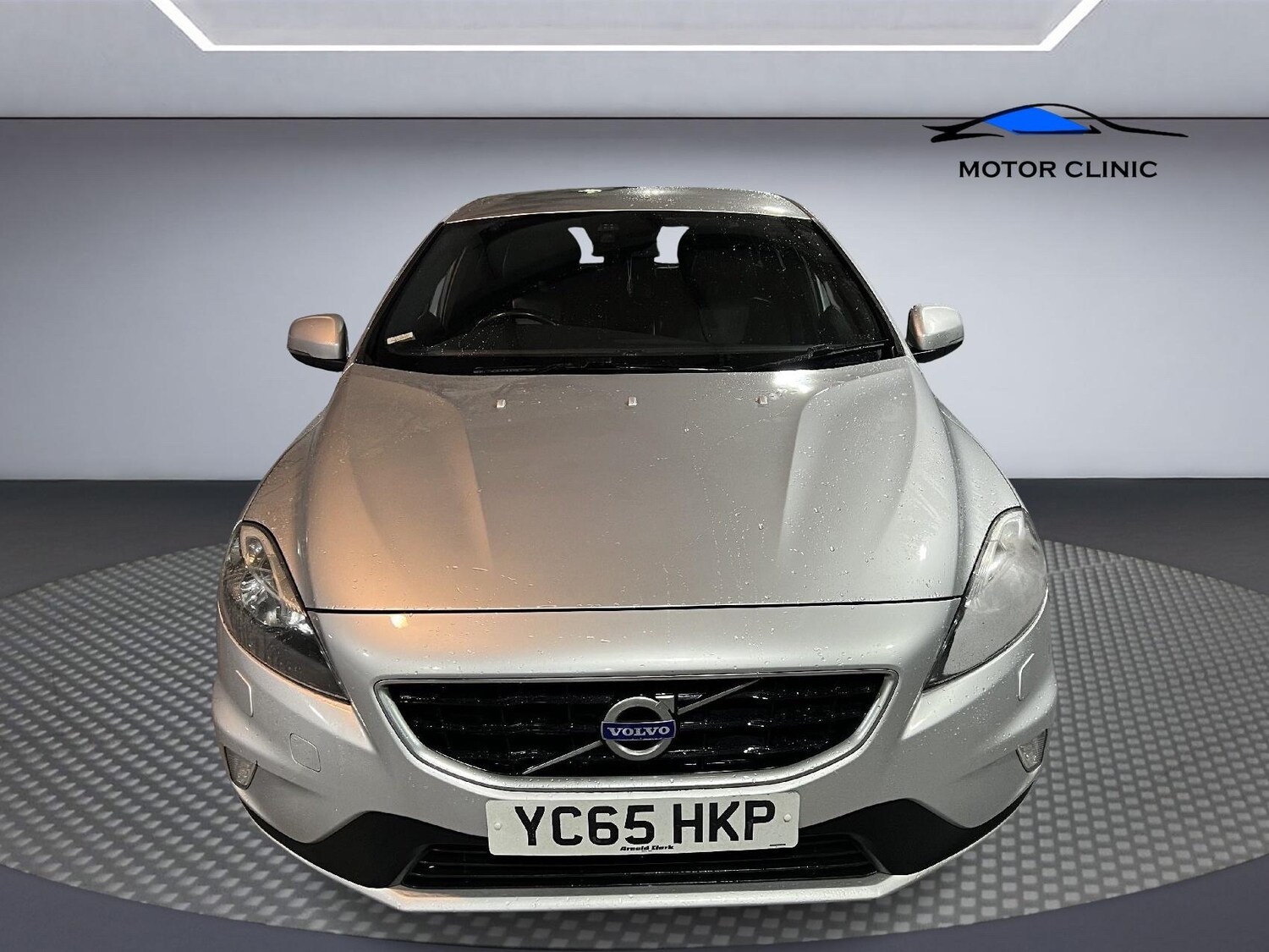 Used Volvo V40 2015 for sale - 77974288: Photo 8
