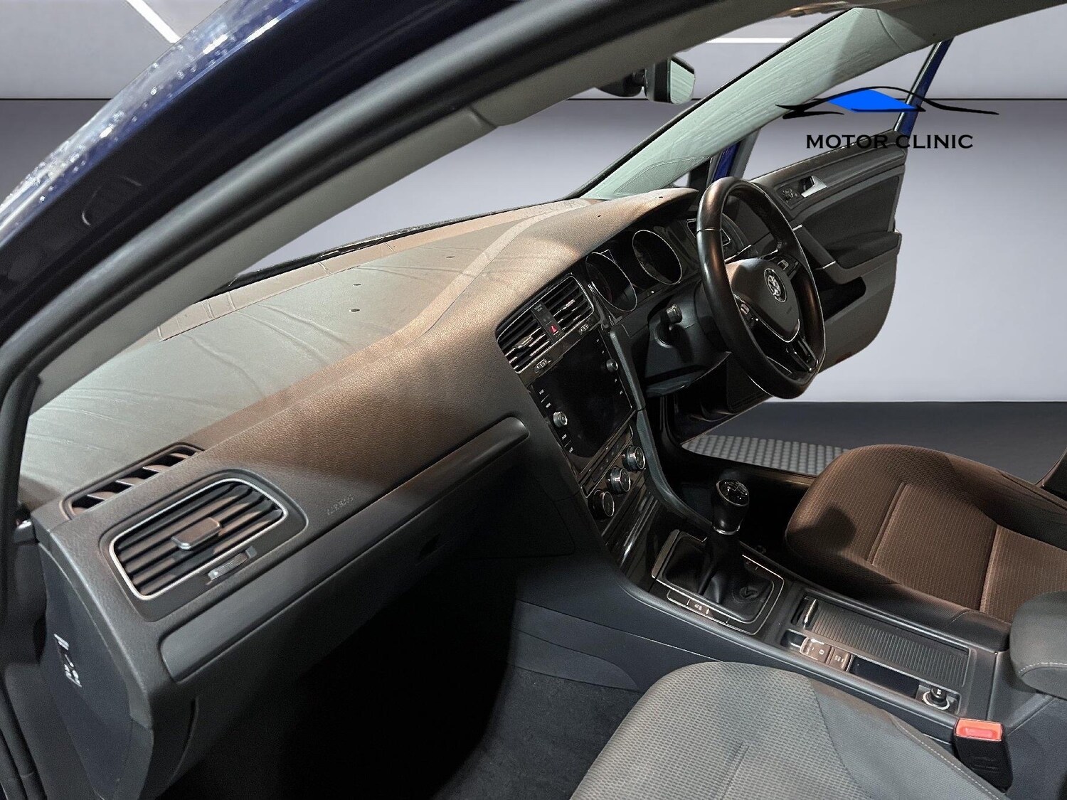 Used Volkswagen Golf 2017 for sale - 77628721: Photo 11