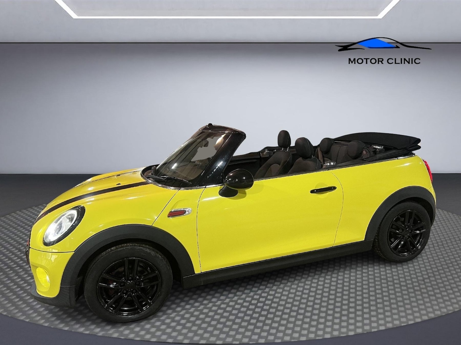 Used MINI Convertible 2019 for sale - 77251546: Photo 16