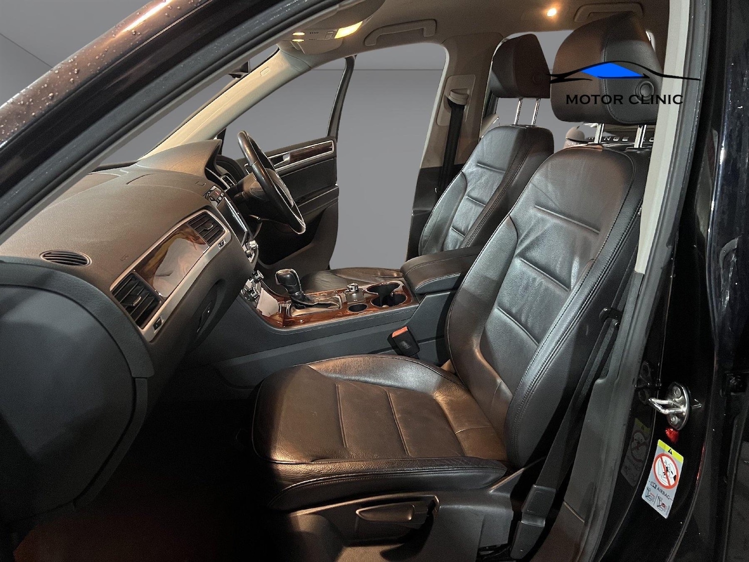 Used Volkswagen Touareg 2012 for sale - 76741592: Photo 12