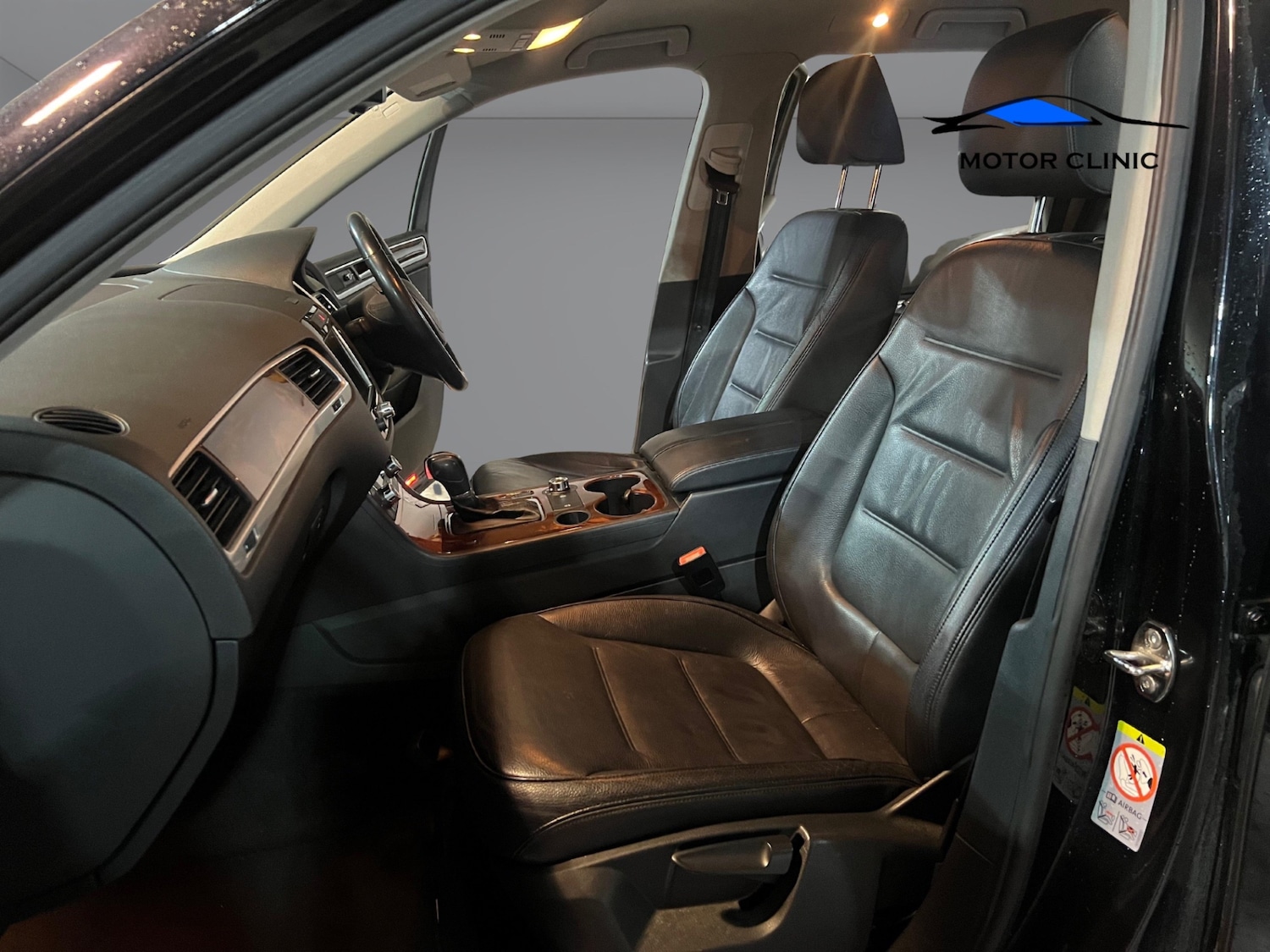 Used Volkswagen Touareg 2012 for sale - 76603106: Photo 13