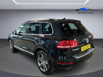 Used Volkswagen Touareg 2012 for sale - 76603106: Photo