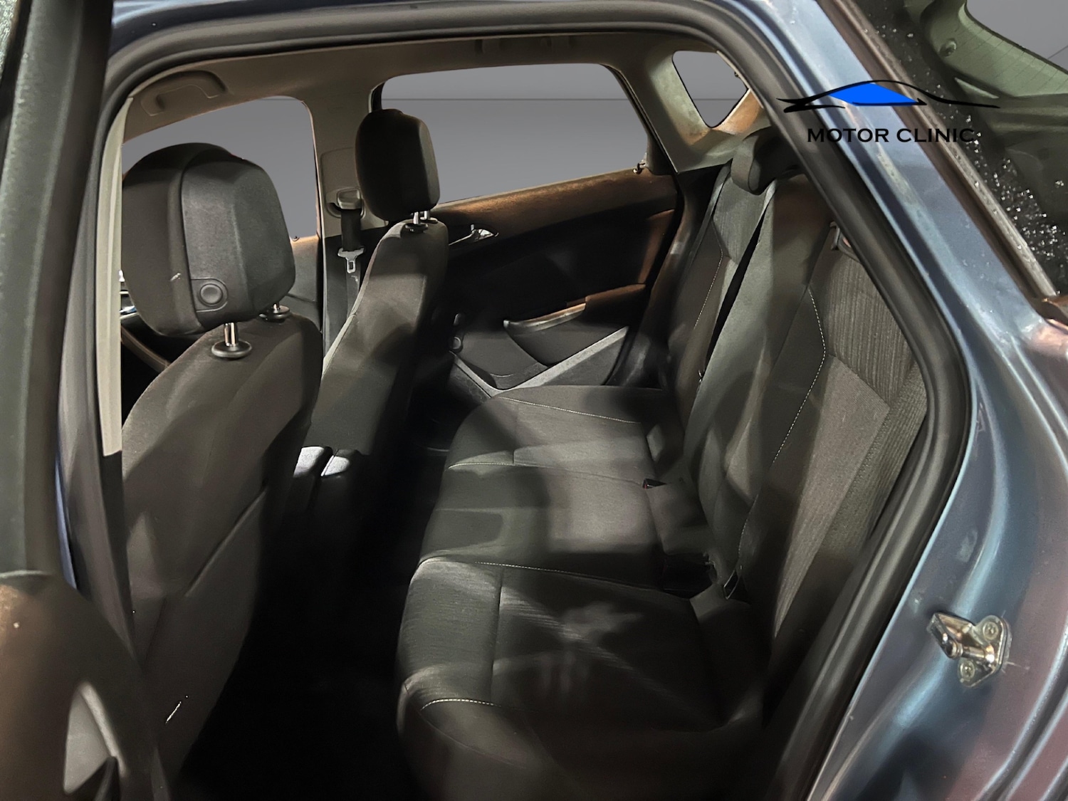 Used Vauxhall Astra 2010 for sale - 76672669: Photo 13