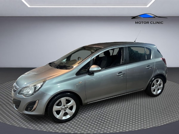 Used Vauxhall Corsa 2013 for sale - 76258933: Photo 2