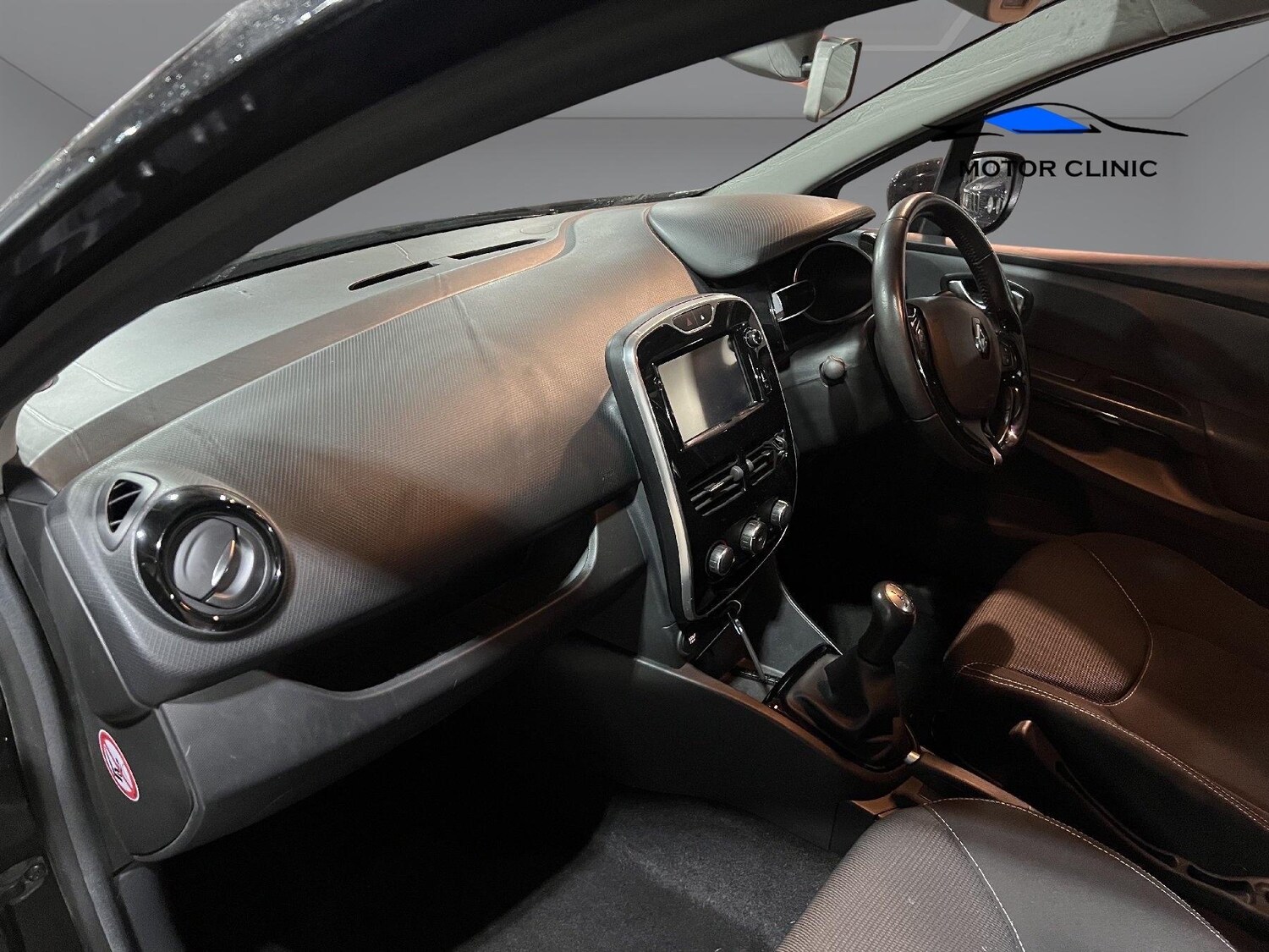 Used Renault Clio 2015 for sale - 77479596: Photo 10