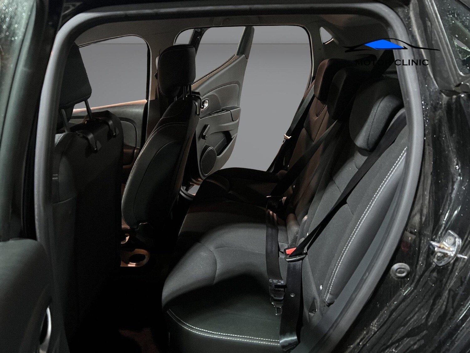 Used Renault Clio 2015 for sale - 77479596: Photo 12