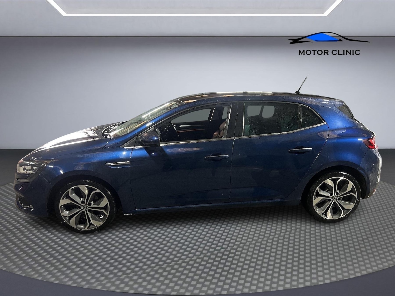Used Renault Megane 2017 for sale - 78071705: Photo 2